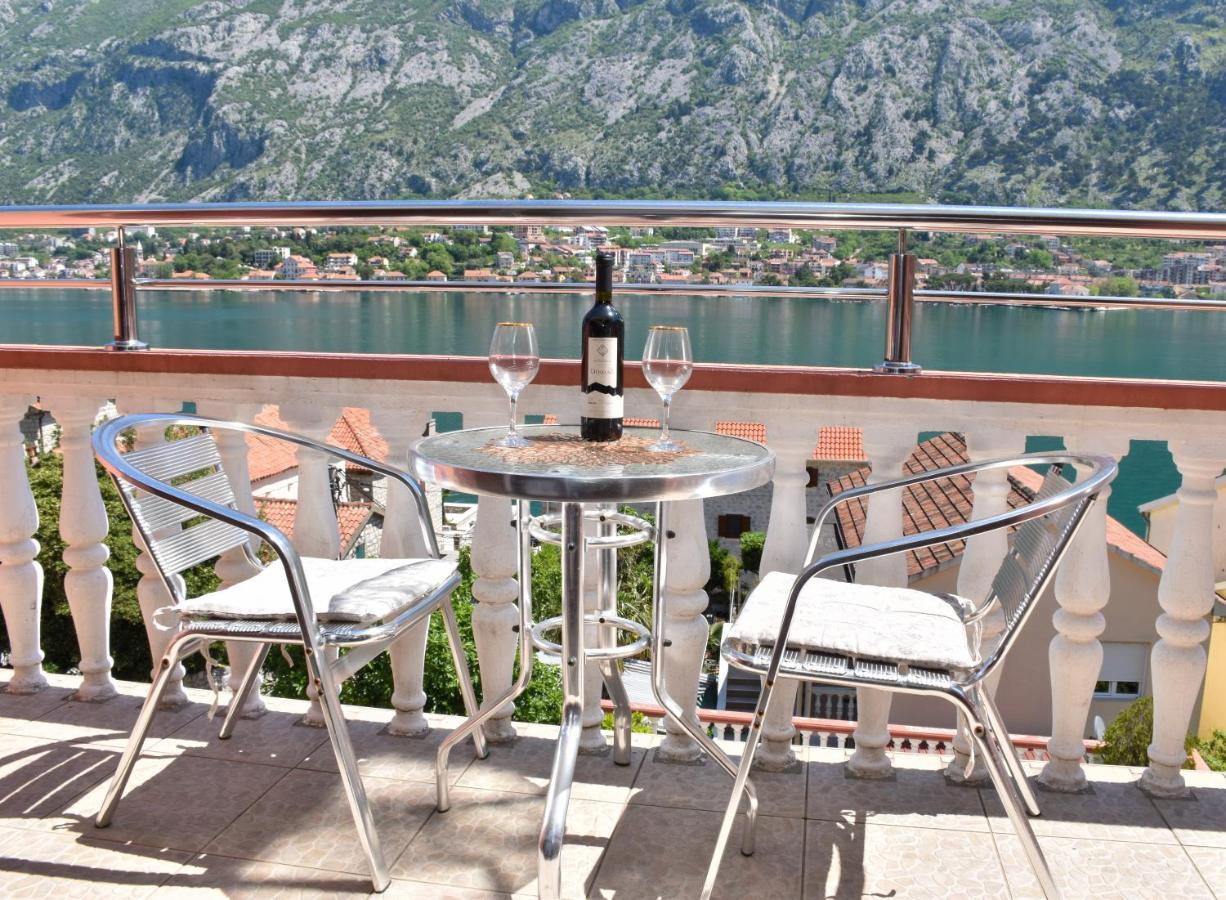 Apartments Simun Kotor Exterior foto