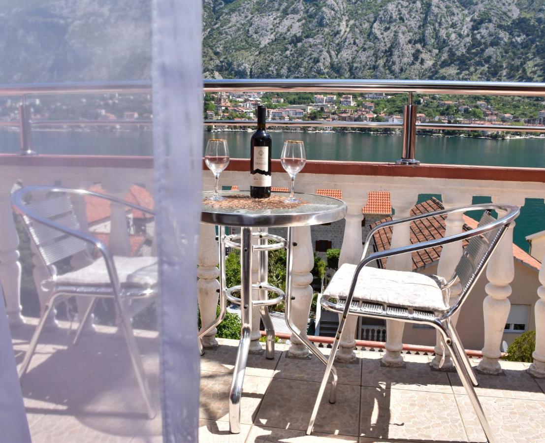 Apartments Simun Kotor Exterior foto